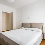 Apartment Santo Stefano Design By Wonderful Italy
