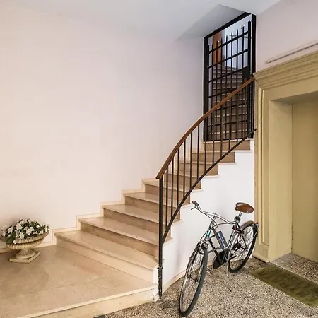 Apartment Santo Stefano Design By Wonderful Italy *