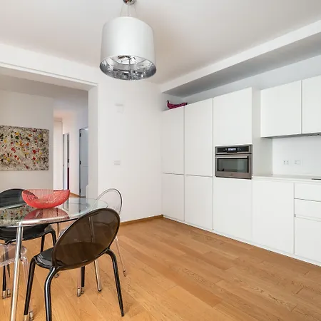 Apartment Santo Stefano Design By Wonderful Italy